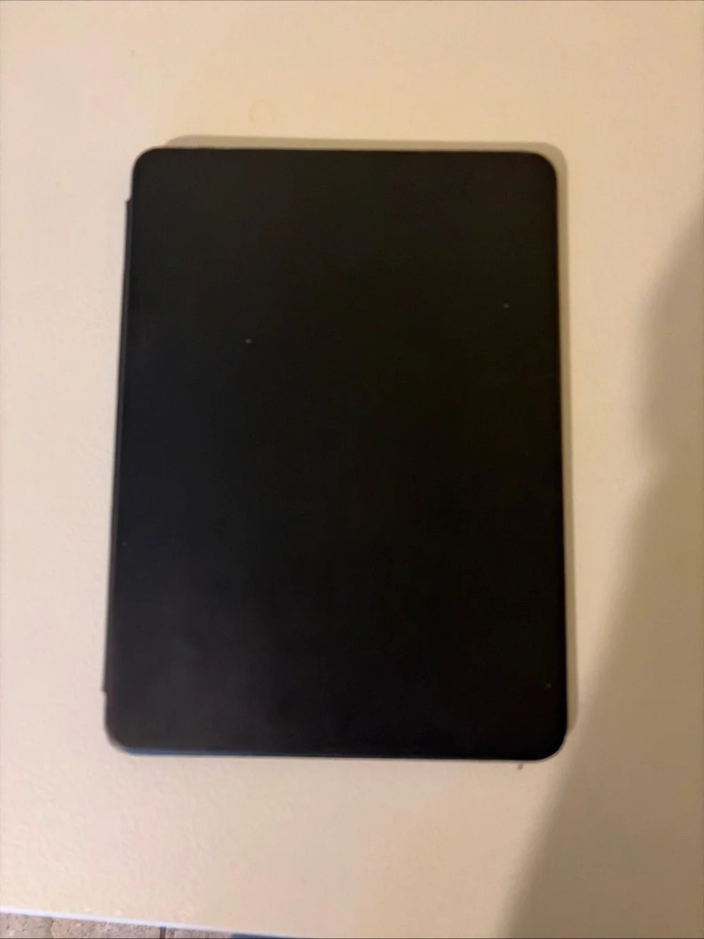 Apple Folio Smart Keyboard for 11 Inch IPad Pro and iPad Air gens 1-4
